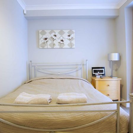 Top Properties Chelsea London Exterior photo