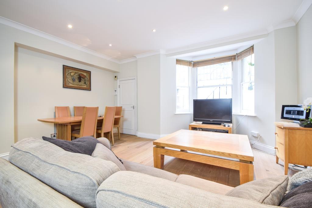 Top Properties Chelsea London Exterior photo