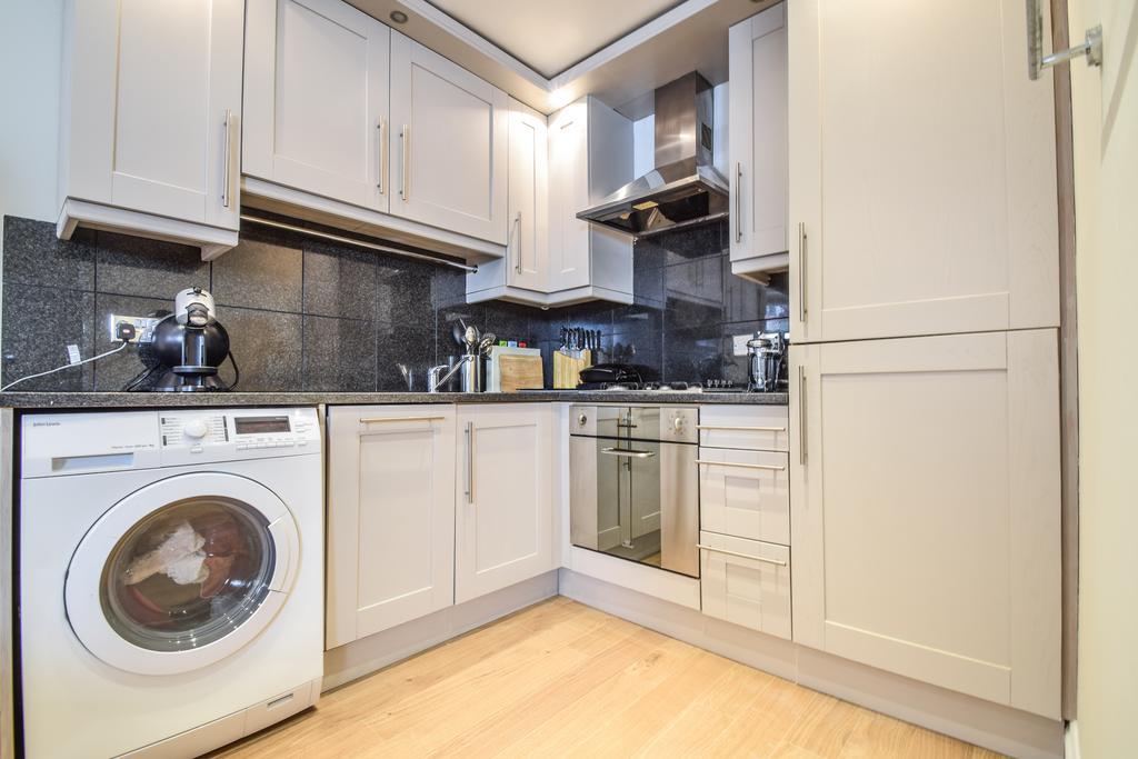 Top Properties Chelsea London Room photo